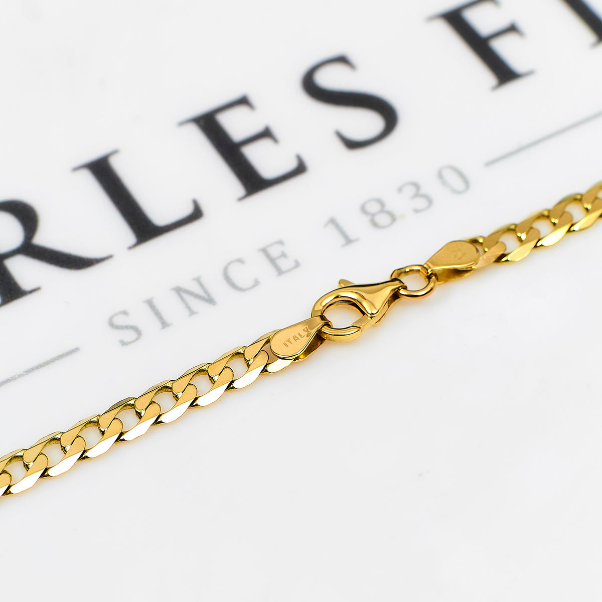 Pre-Owned 9ct Gold Curb Chain Necklace 22 Inch