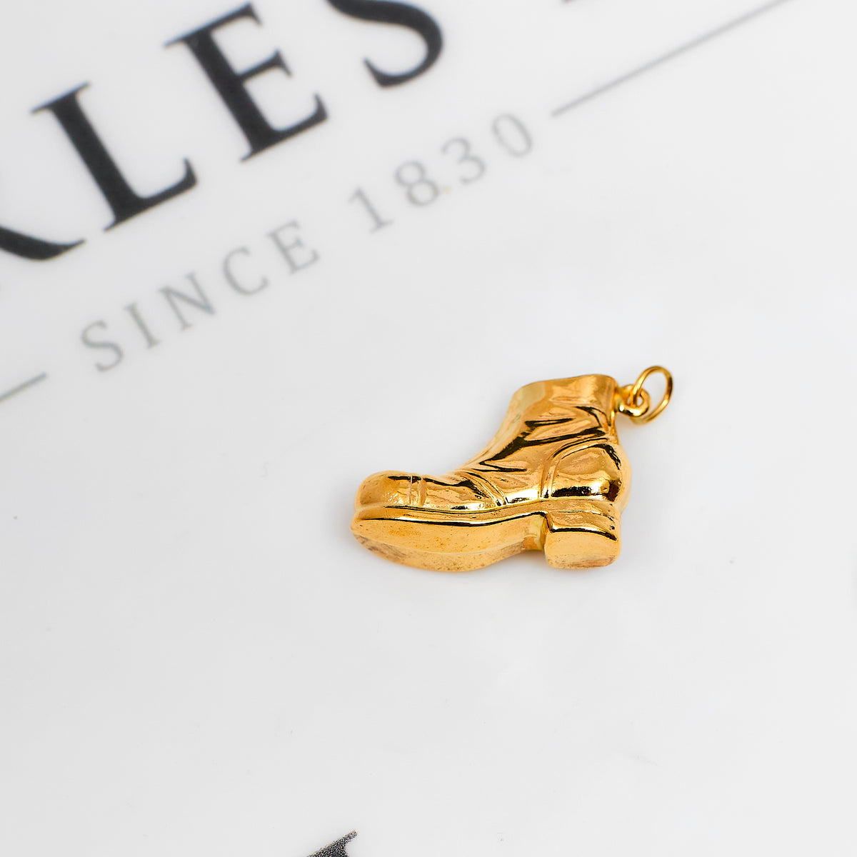Pre-Owned 9ct Gold Old Boot Charm