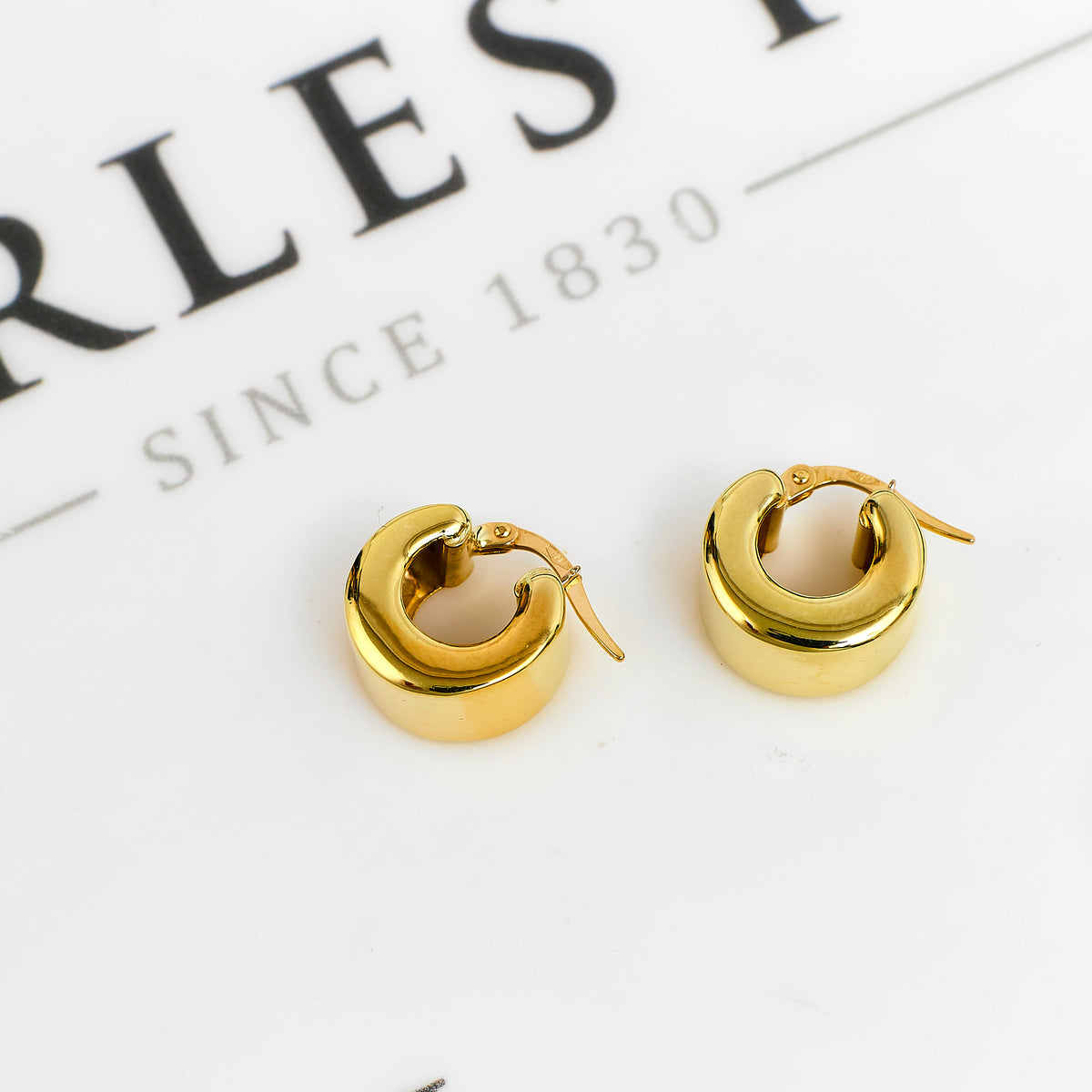 Pre-Owned 9ct Gold Creole Hoop Earrings PETITE