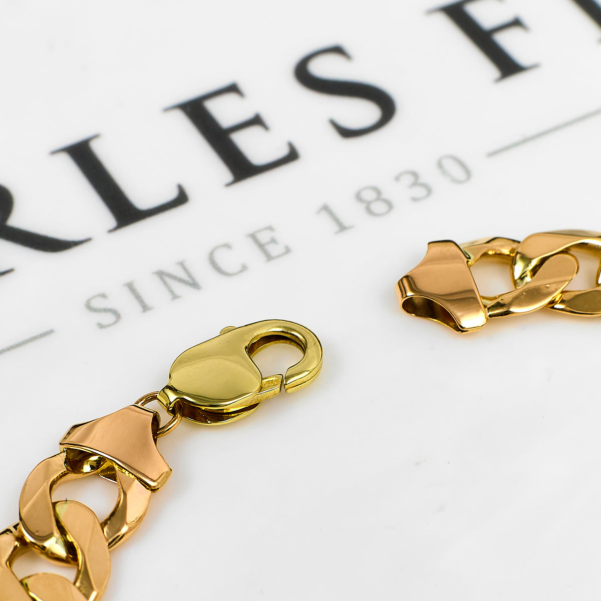 Pre-Owned 9ct Gold Curb Chain Bracelet 7.5 Inch