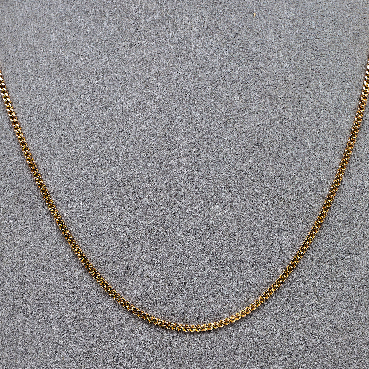 Pre-Owned 9ct Gold Curb Chain Necklace 17 Inch