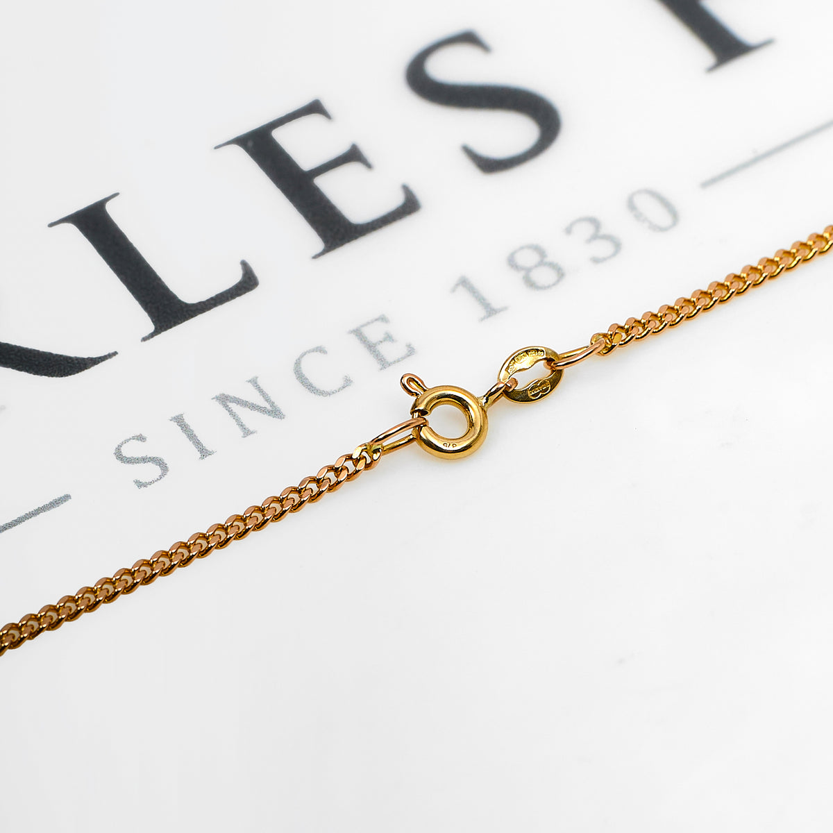 Pre-Owned 9ct Gold Curb Chain Necklace 17 Inch