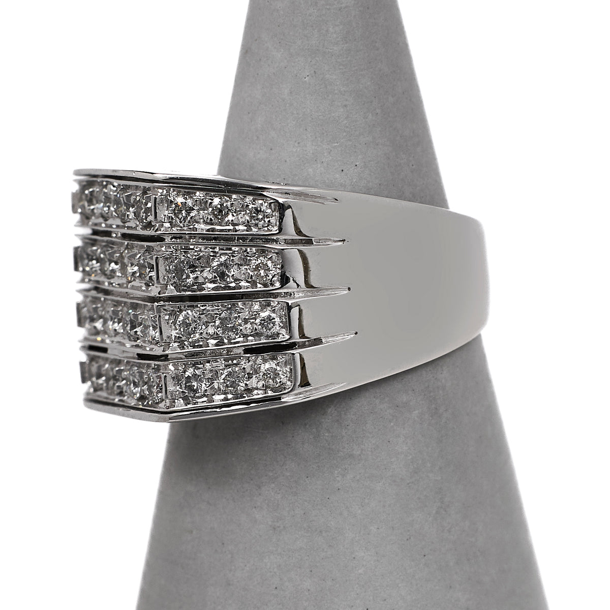 Pre-Owned 18ct White Gold 4 Row Diamond Ring Size J.5