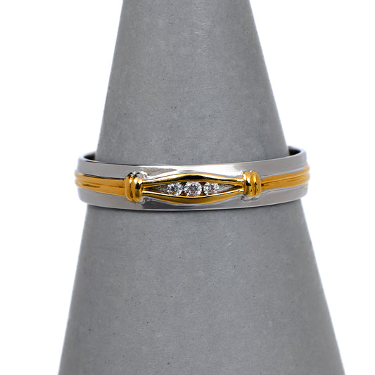 Pre-Owned 18ct Gold 2 Tone 2 CZ Band Ring Size T