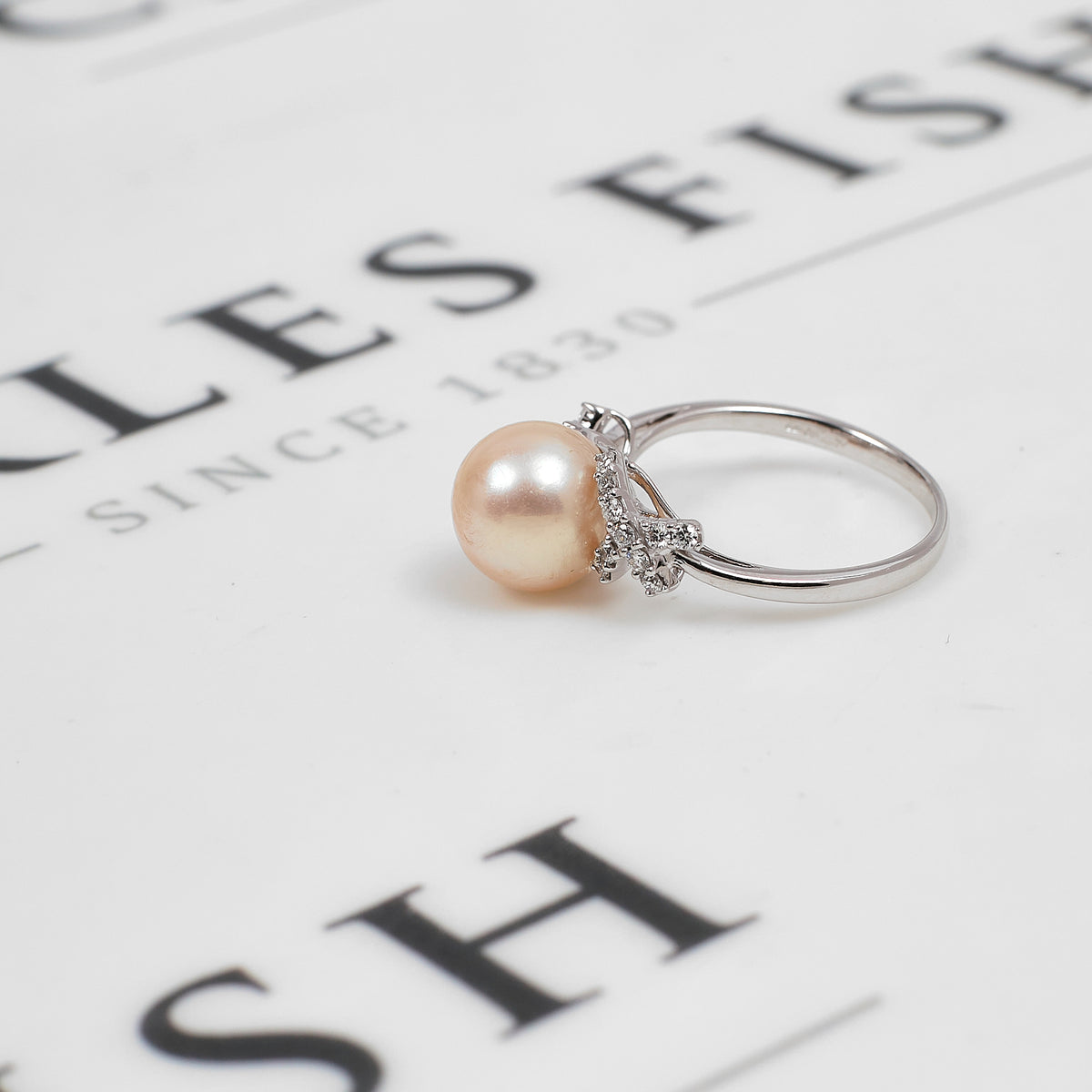 Pre-Owned 18ct White Gold Cultured Pearl & Diamond Ring