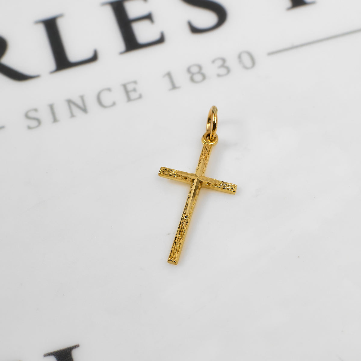 Pre-Owned 9ct Gold Barked Detail Cross Pendant