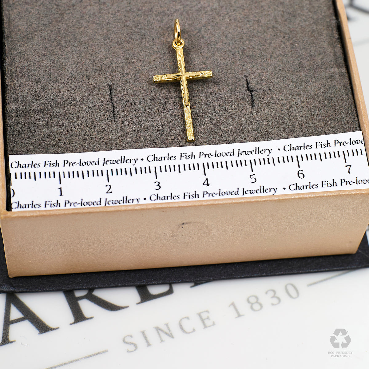 Pre-Owned 9ct Gold Barked Detail Cross Pendant