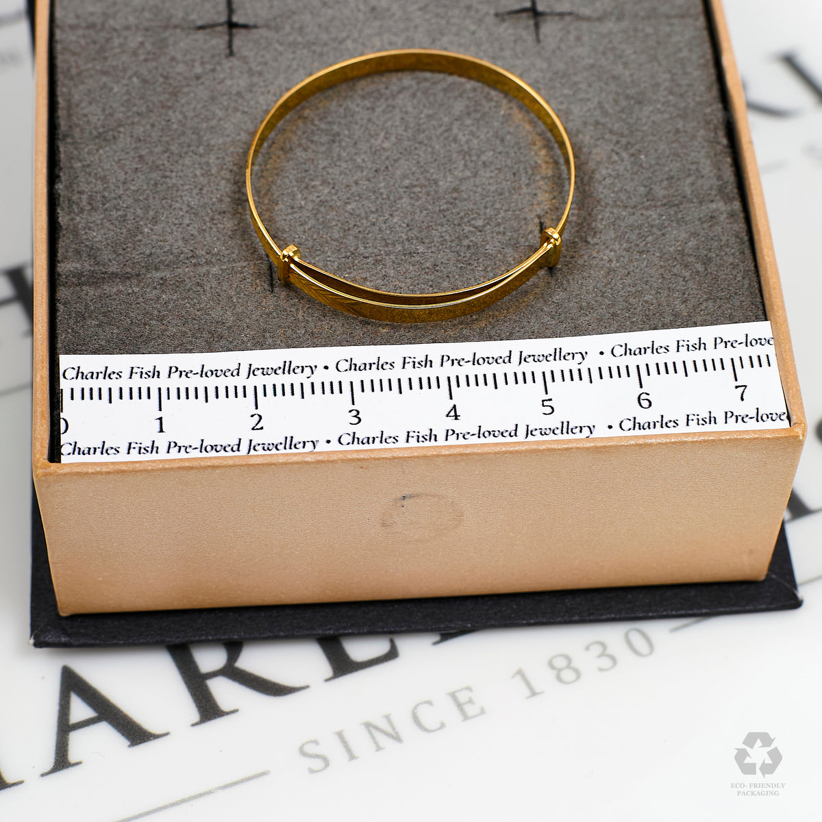 Pre-Owned 9ct Gold Chevron Design Expandable Baby Bangle