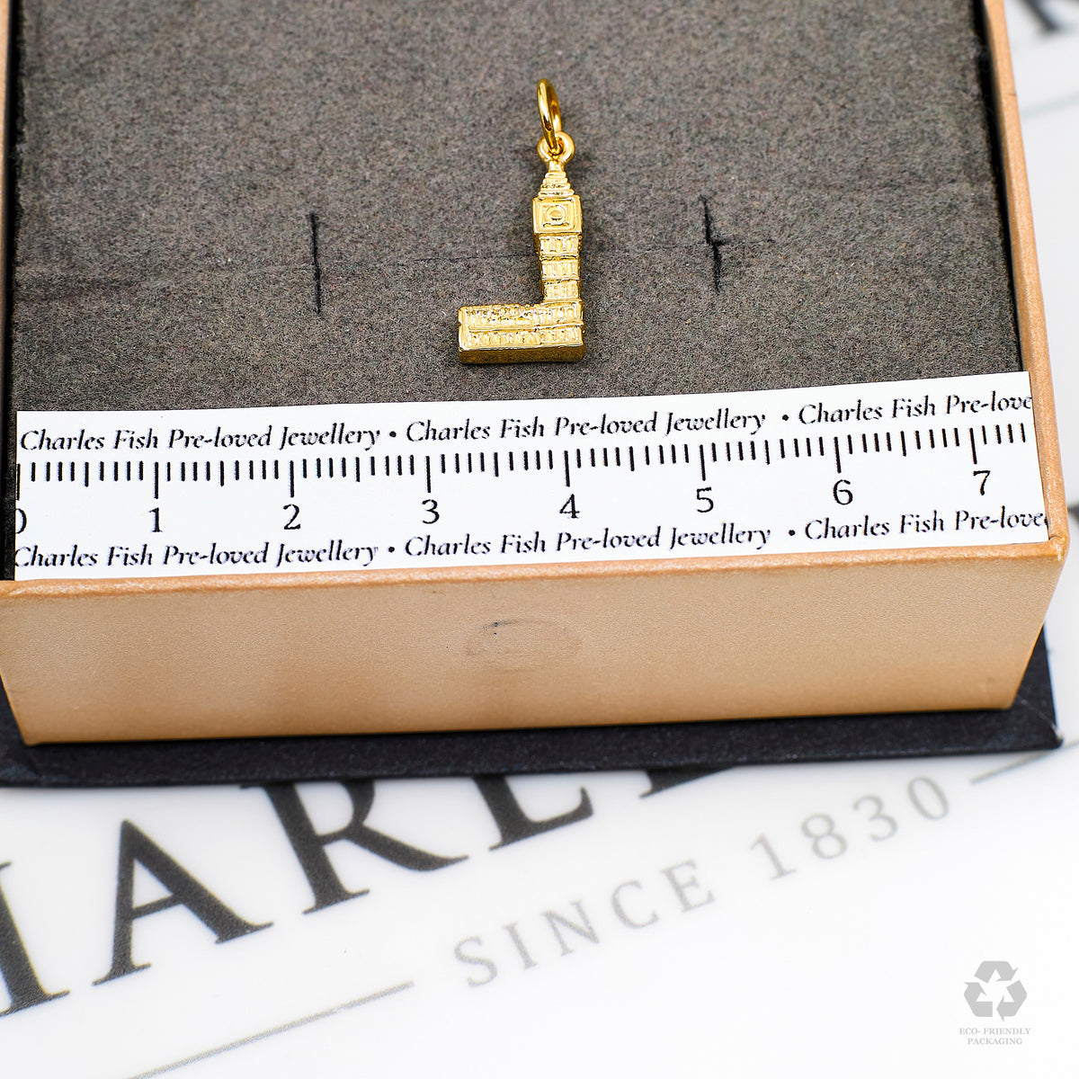 Pre-Owned 9ct Gold Houses Of Parliament Charm