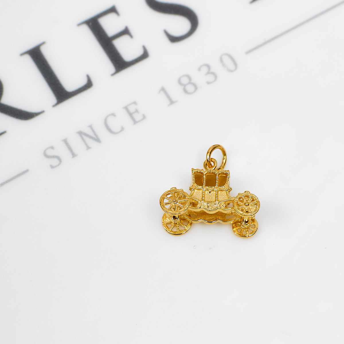 Pre-Owned 9ct Gold Princess Carriage Charm