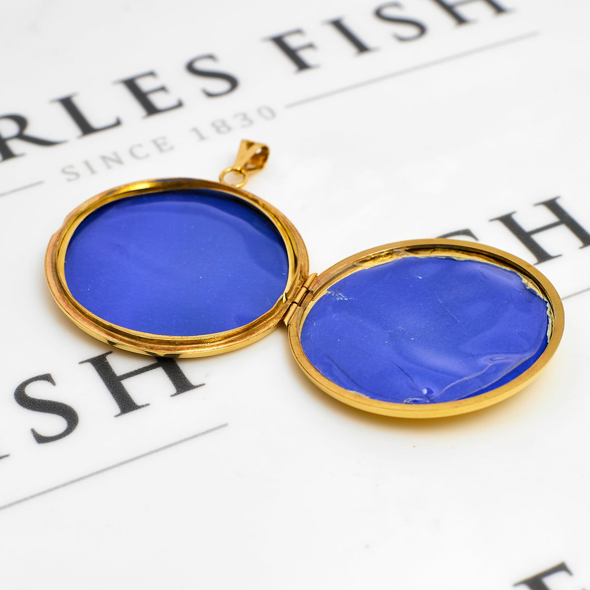 Pre-Owned 9ct Gold Round Pattern Locket