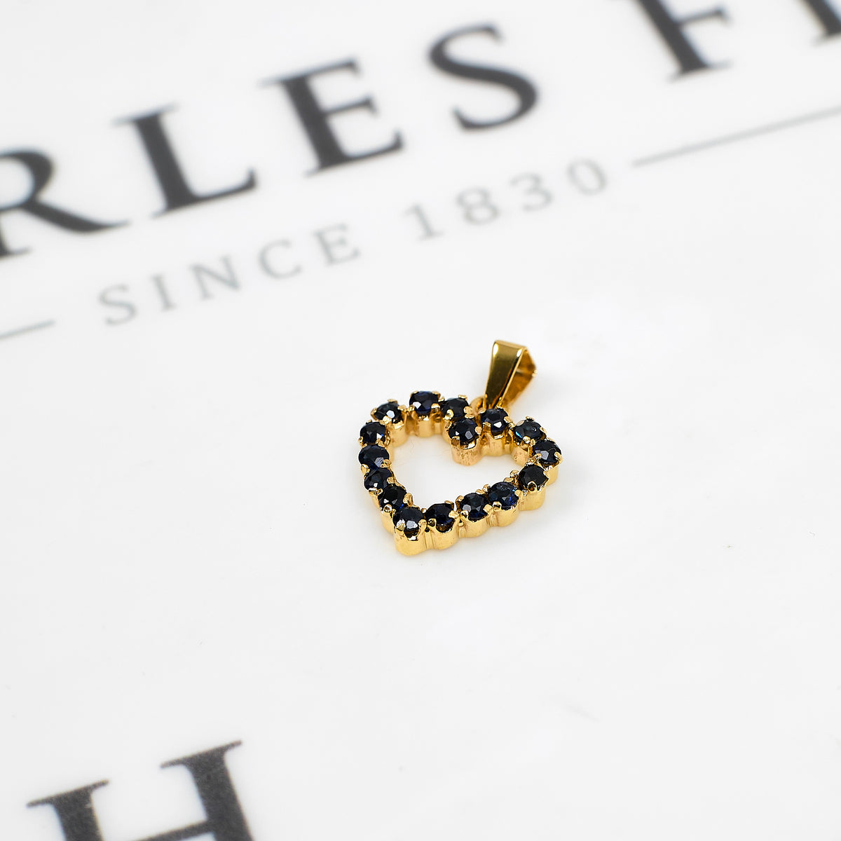 Pre-Owned 9ct Gold Sapphire Heart Pendant