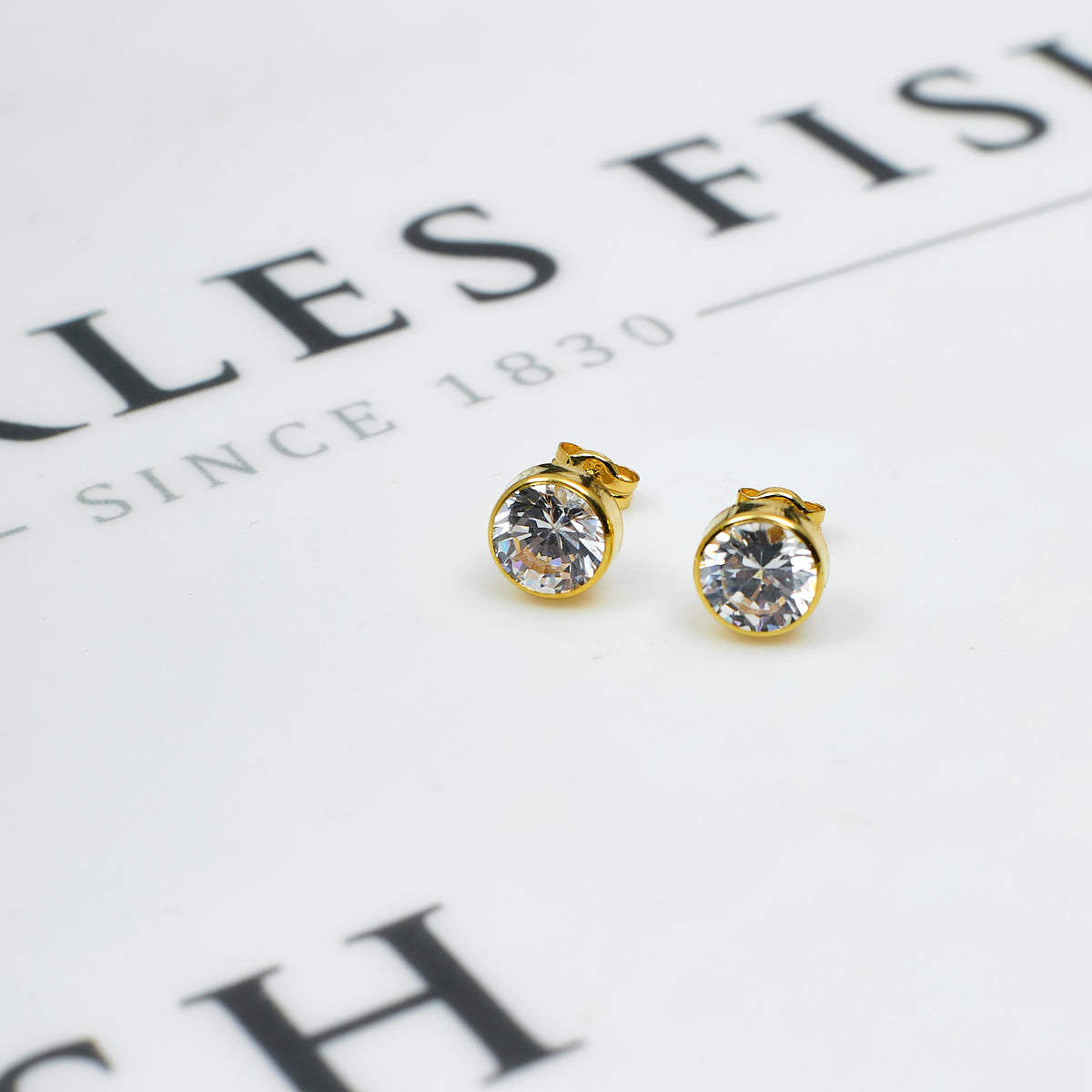 Pre-Owned 9ct Gold CZ Stud Earrings