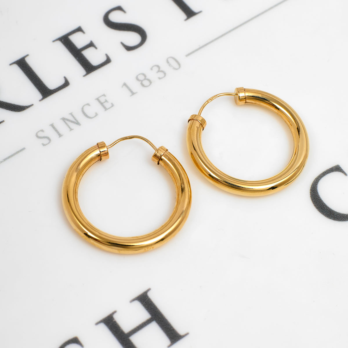 Pre-Owned 9ct Gold Sleeper Hoop Earrings