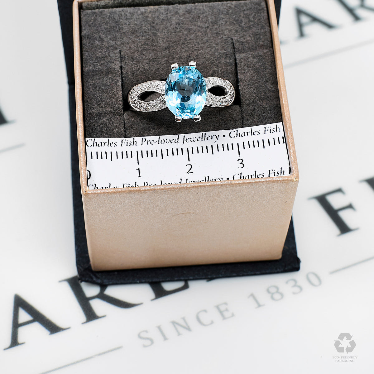 Pre-Owned 9ct White Gold Oval & Topaz Diamond Ring Size Q.5