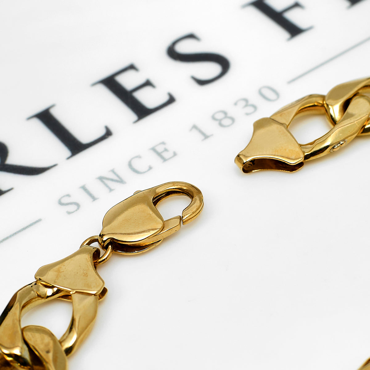 Pre-Owned 9ct Gold Curb Chain Bracelet 9 Inch