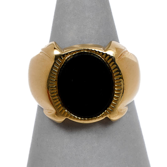 Pre-Owned 9ct Gold Oval Onyx Signet Ring Size P.5