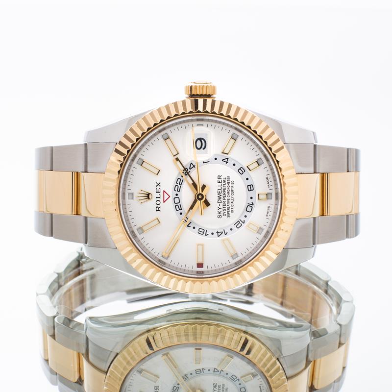 Pre-Owned Rolex Sky-Dweller 326933