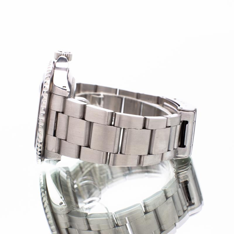 Pre-Owned Rolex Submariner Date 40 16610