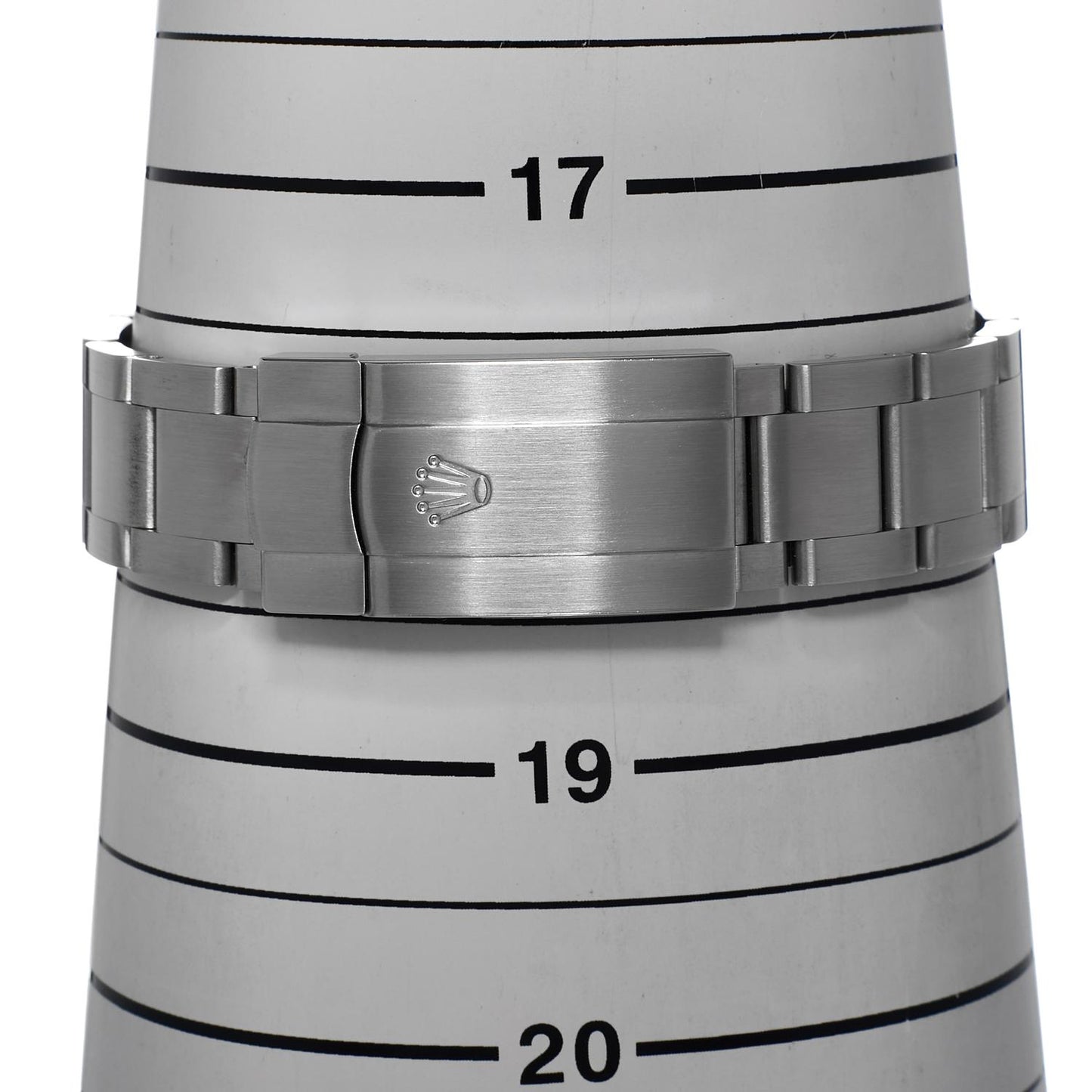 Pre-Owned  Rolex Oyster Perpetual 36 126000