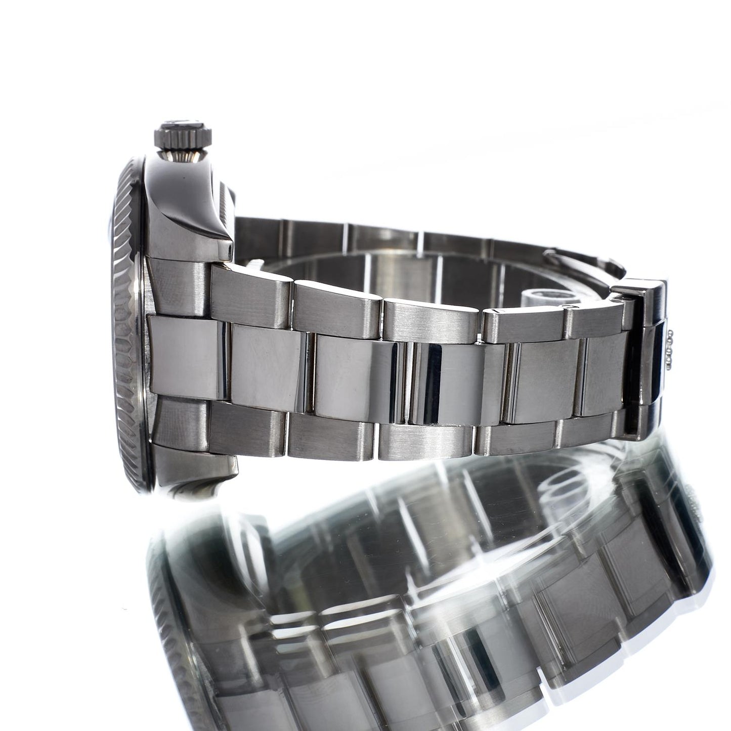 Pre-Owned Rolex Sky-Dweller 326939