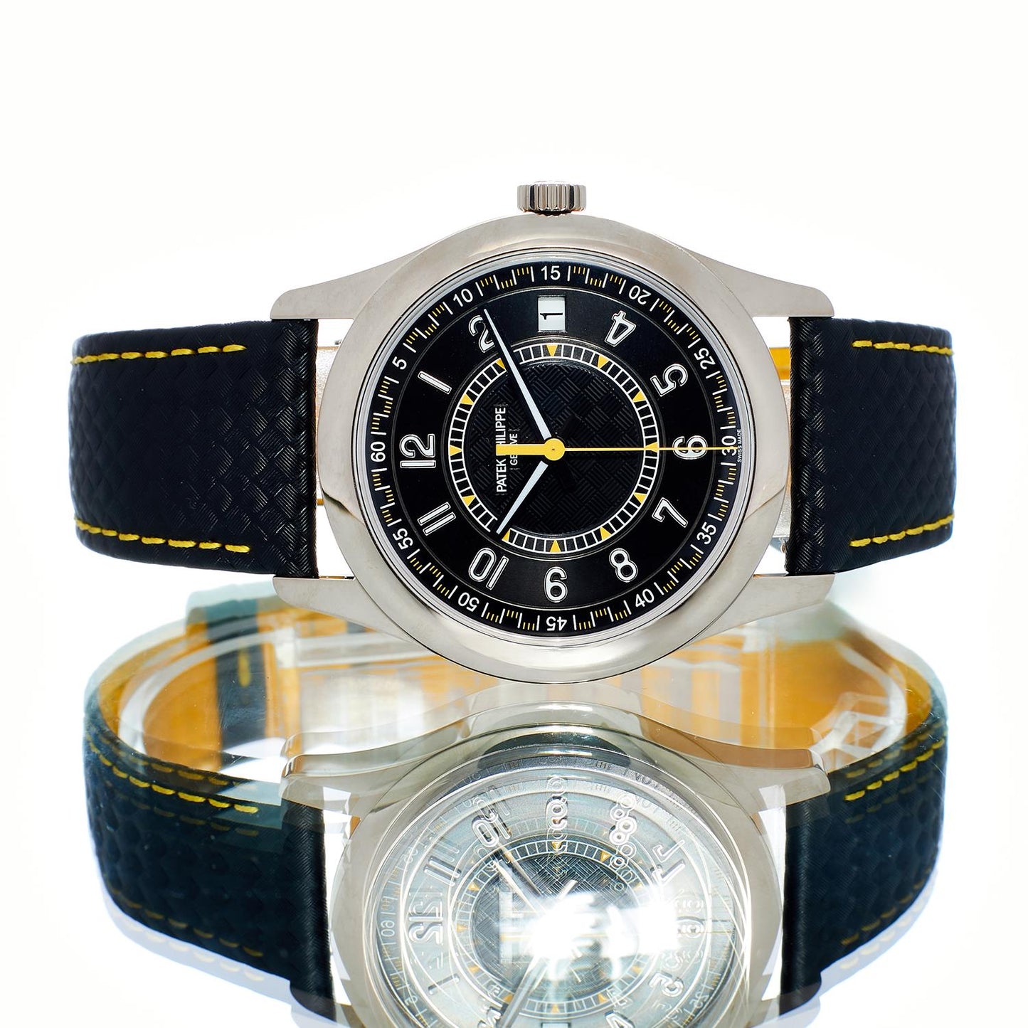 Pre-Owned Patek Philippe Calatrava 6007G-001