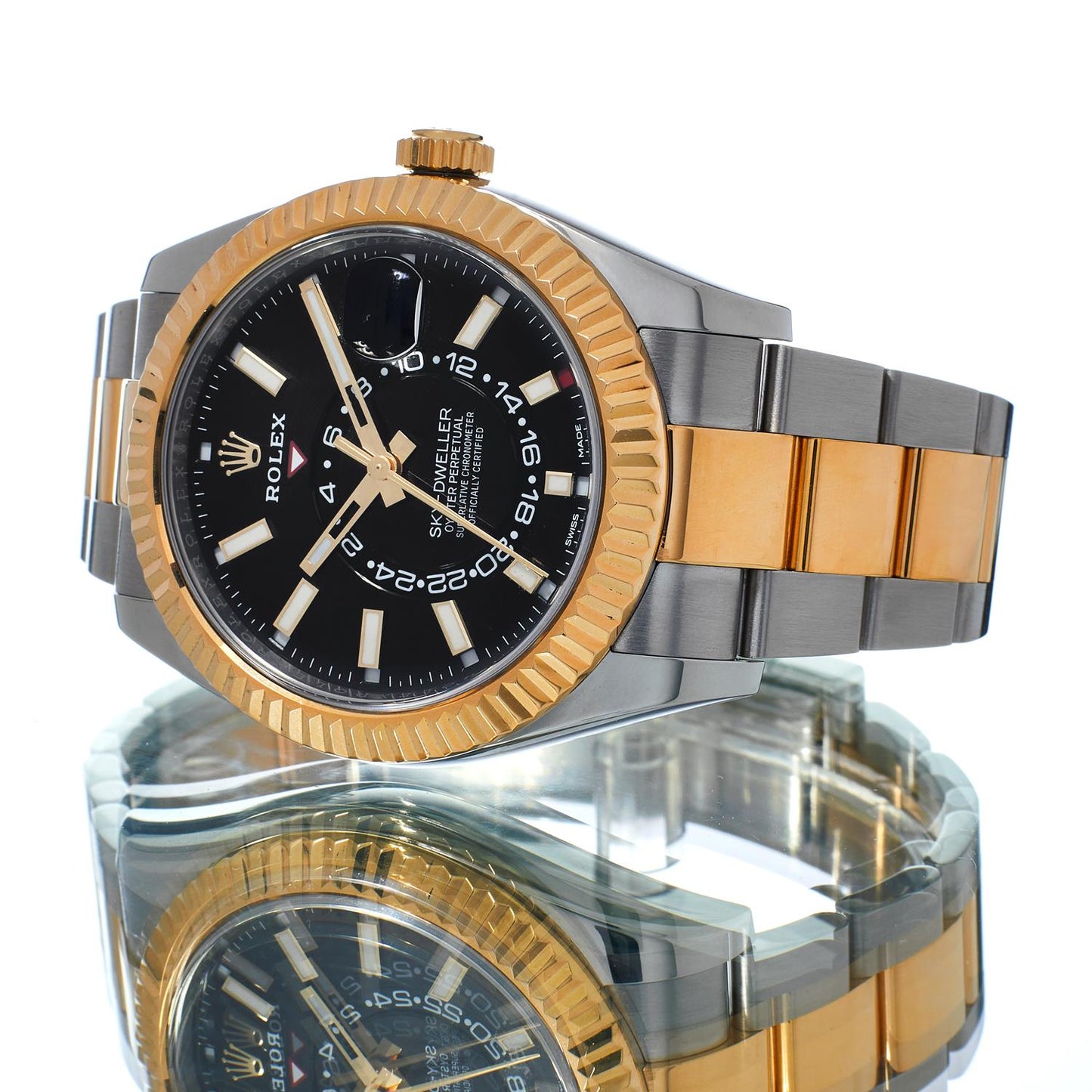 Pre-Owned Rolex Sky-Dweller 326933