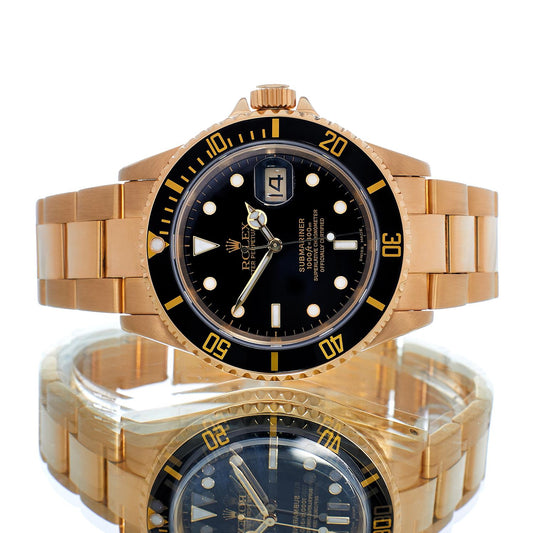 Pre-Owned Rolex Submarienr Date 40 16618