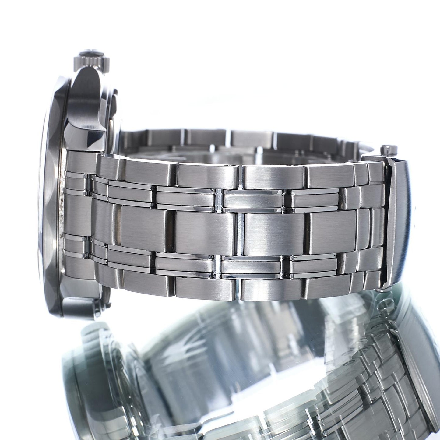 Pre-Owned Omega Seamaster Diver 300M 21030422003001