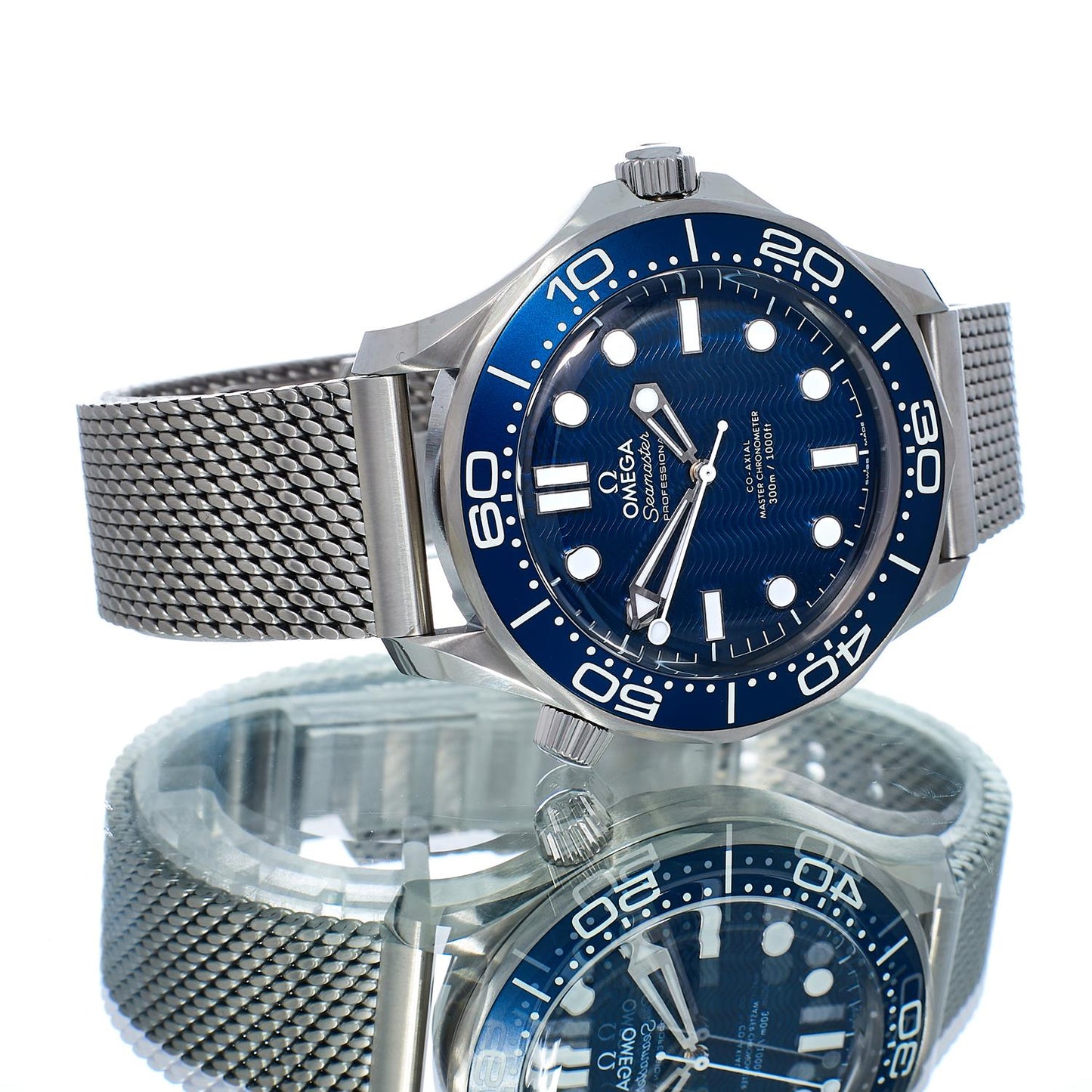Pre-Owned Omega Seamaster Diver 300M James Bond 60th Anniversary 21030422003002