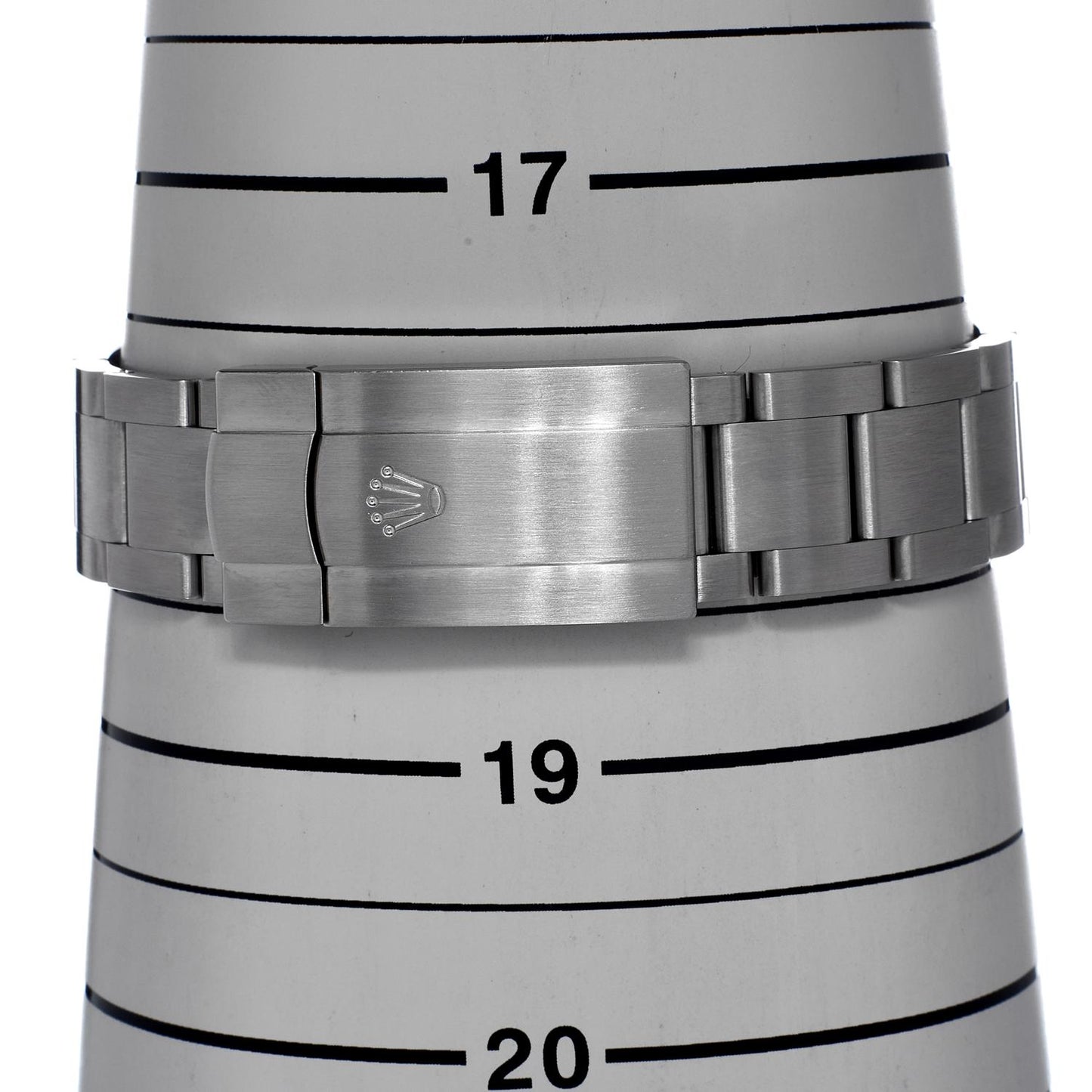 Pre-Owned Rolex Oyster Perpetual 36 126000