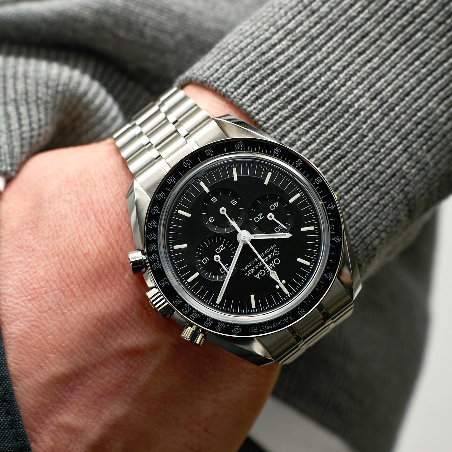 Pre-Owned Omega Speedmaster Professional Moonwatch 31030425001002