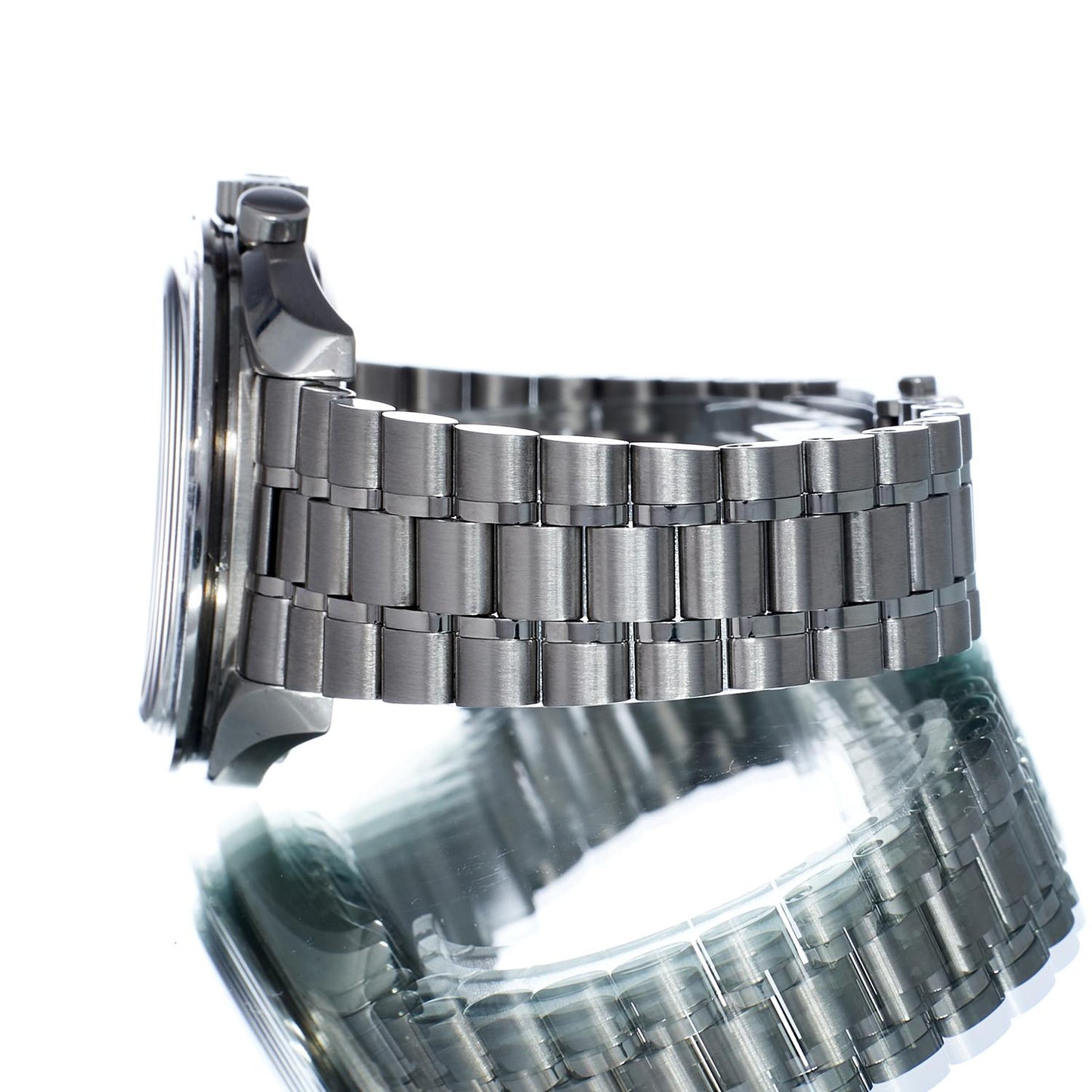 Pre-Owned Omega Speedmaster Professional Moonwatch 31030425001002