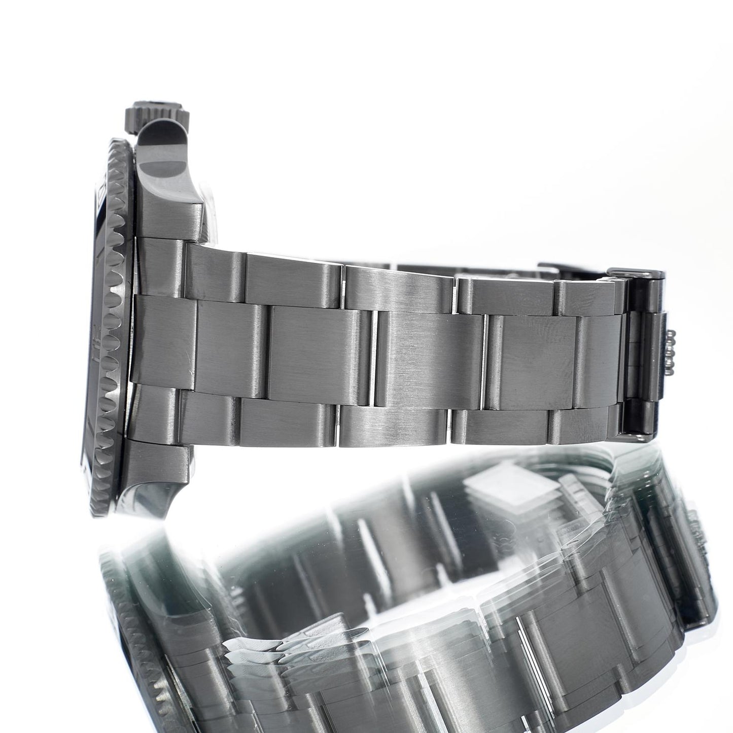 Pre-Owned Rolex Submariner 40 114060