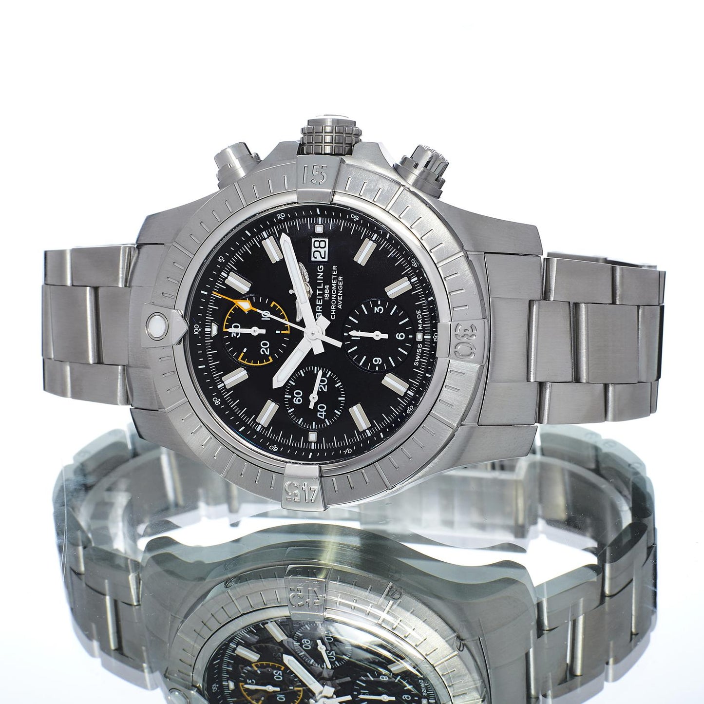 Pre-Owned Breitling Avenger Chronograph 45 A13317