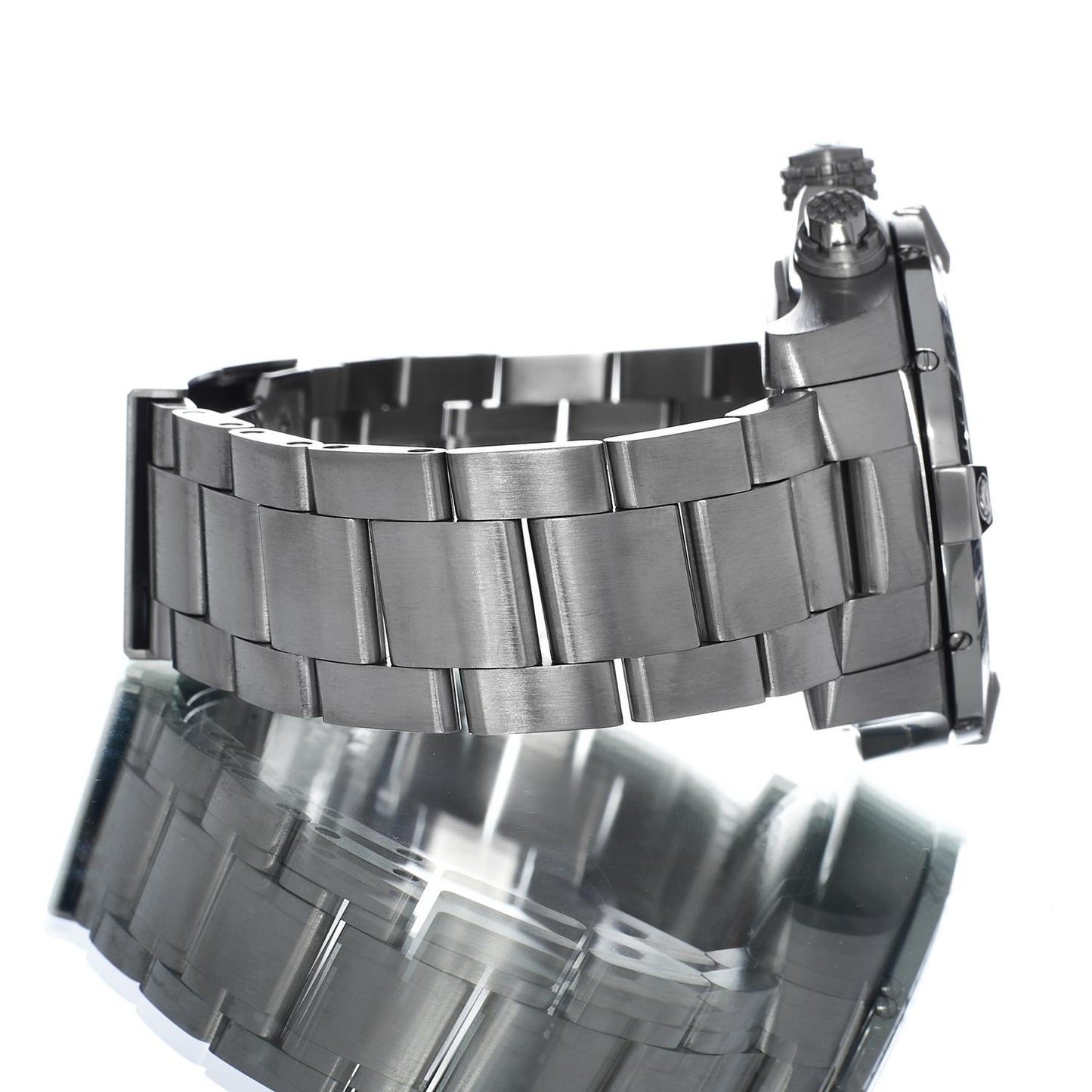 Pre-Owned Breitling Avenger Chronograph 45 A13317