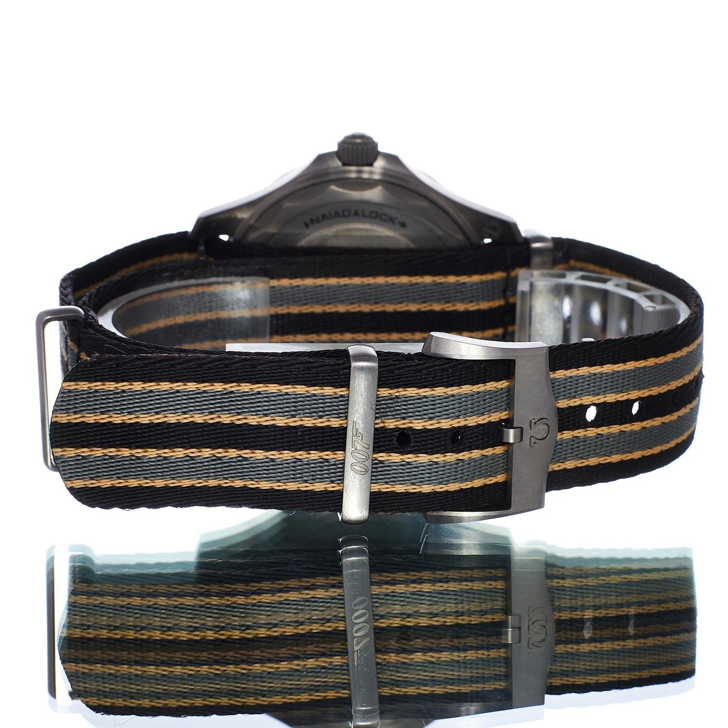 Pre-Owned Omega Seamaster Diver 300M 007 Edition 21092422001001