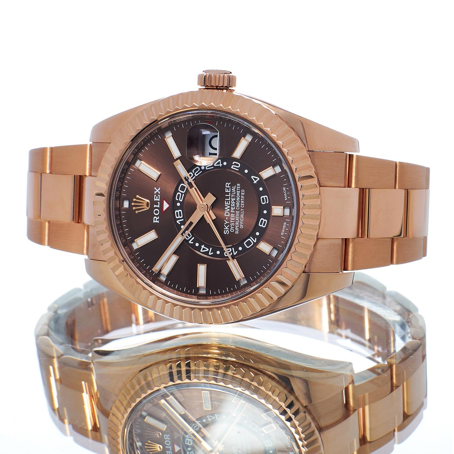 Pre-Owned Rolex Sky-Dweller 326935