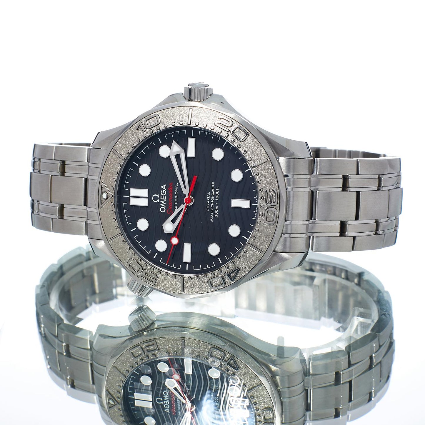 Pre-Owned Omega Seamaster Diver 300M Nekton Edition 21030422001002