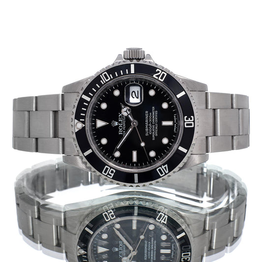 Pre-Owned Rolex Submariner Date 40 16610