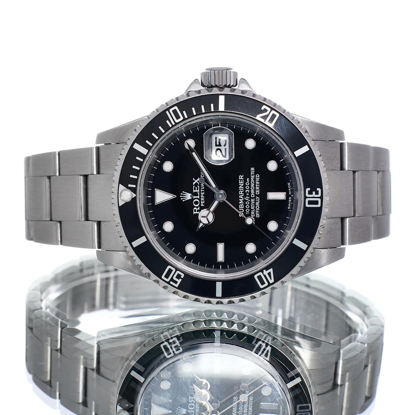Pre-Owned Rolex Submariner Date 40 16610