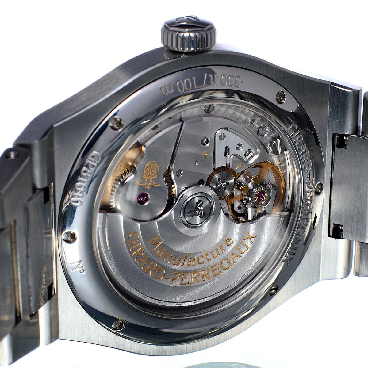 Pre-Owned Girard Perregaux Laureato 81010