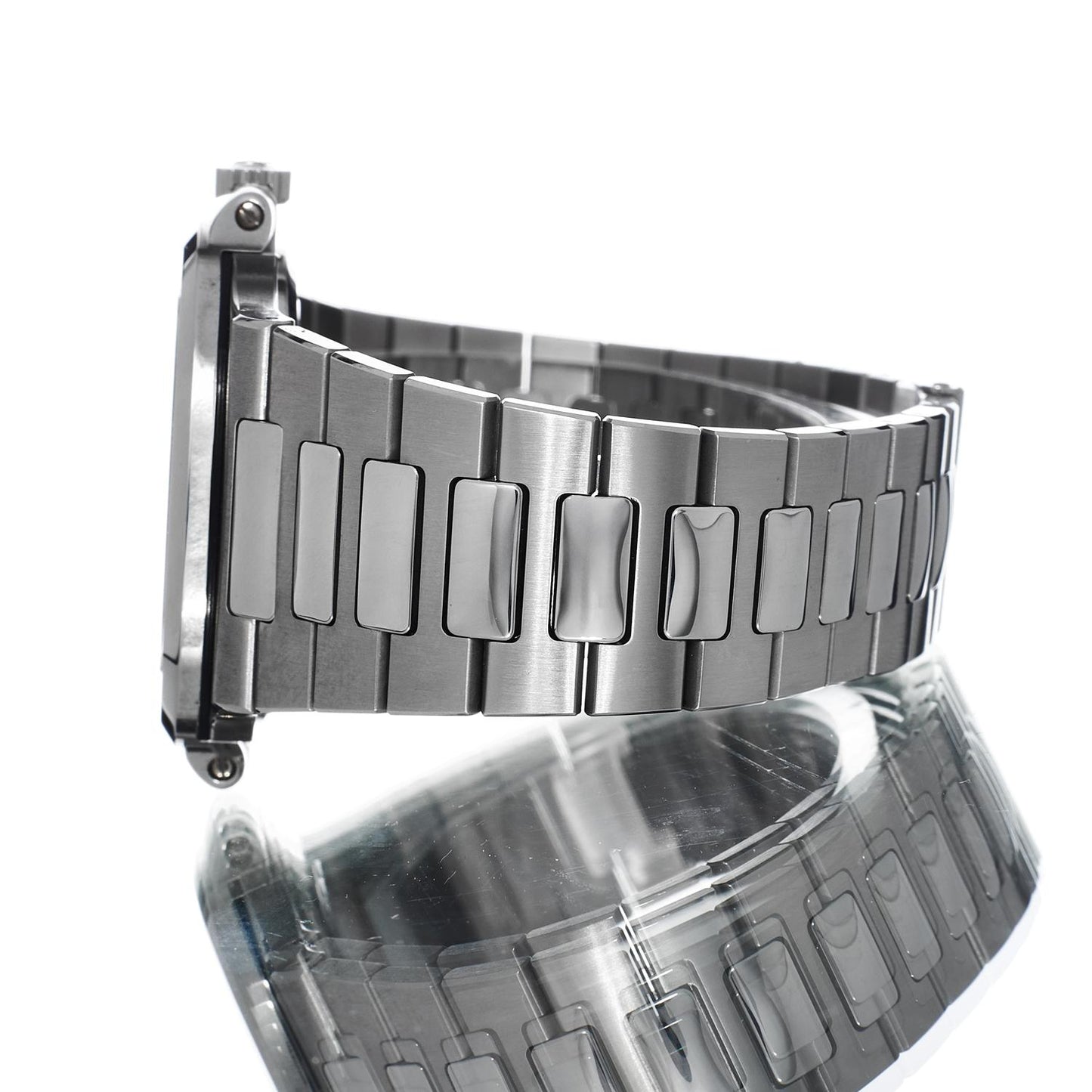 Pre-Owned Patek Philippe Nautilus 5711/1A-010