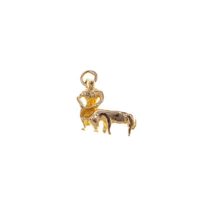 Pre-owned Gold Matador With Bull Charm