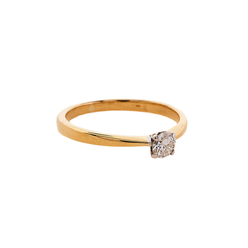 Pre-Owned 18ct Gold Diamond Single Stone Ring
