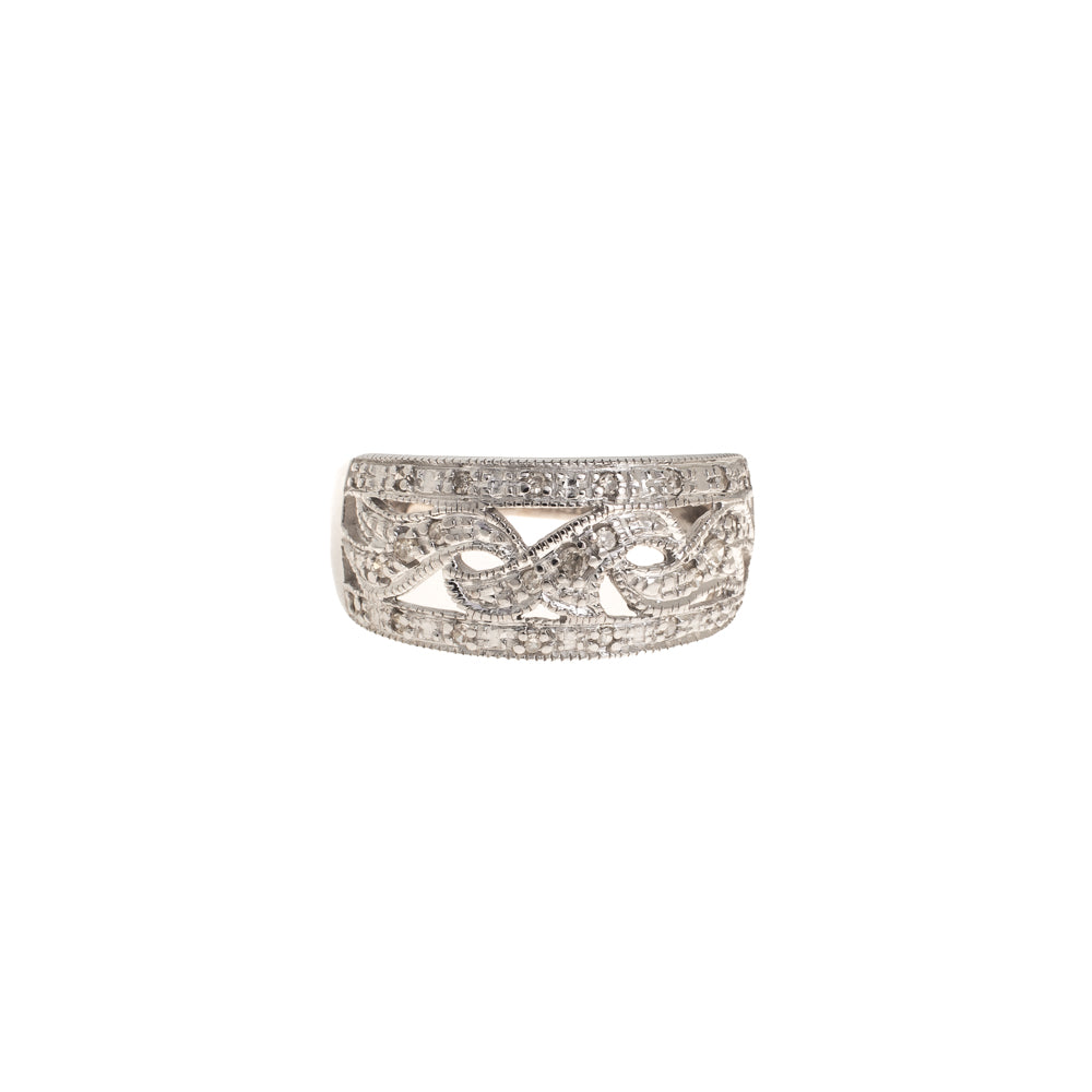 Pre-Owned 9ct Gold Swirl Set Elegant Diamond Ring