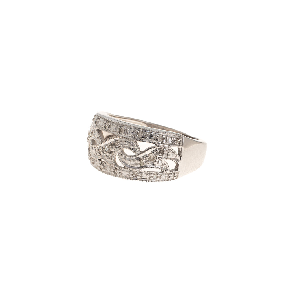 Pre-Owned 9ct Gold Swirl Set Elegant Diamond Ring