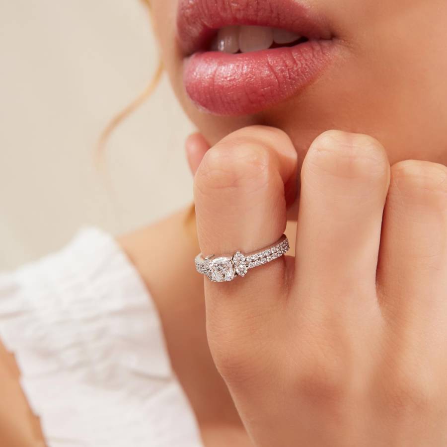 white gold enaggement ring